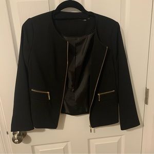 Ivanka Trump cropped blazer